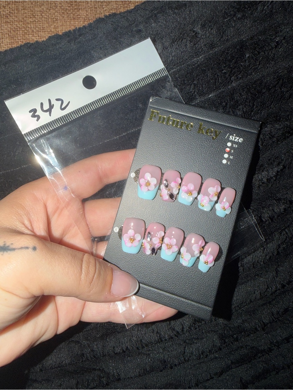 Future Key Pink & Light Blue Floral Press-On Nails for Kids